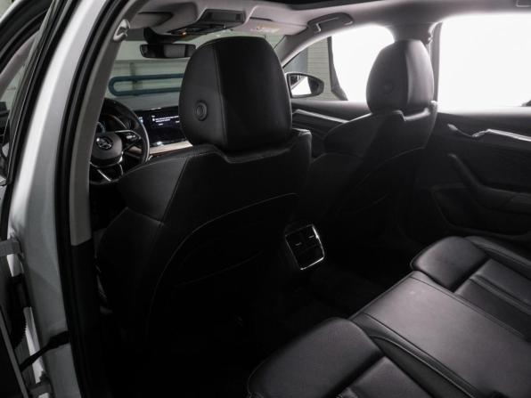 Skoda Octavia IV (A8) с пробегом 2023 года, цена 2 299 000 рублей, 130457 км, лифтбек, Автокод Объявления