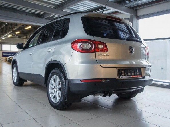 Volkswagen Tiguan I с пробегом 2010 года, цена 950 000 рублей, 223000 км, внедорожник, Автокод Объявления