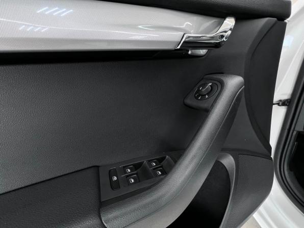 Skoda Octavia III (A7) с пробегом 2014 года, цена 1 299 000 рублей, 207908 км, лифтбек, Автокод Объявления