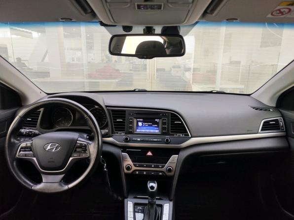 Hyundai Elantra VI (AD) с пробегом 2018 года, цена 1 784 000 рублей, 86363 км, седан, Автокод Объявления