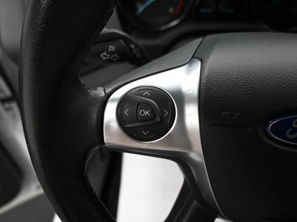 Ford Kuga II с пробегом 2016 года, цена 1 575 000 рублей, 109756 км, внедорожник, Автокод Объявления