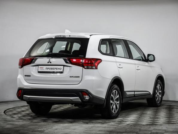 Mitsubishi Outlander III Рестайлинг 2 с пробегом 2017 года, цена 1 799 000 рублей, 151945 км, внедорожник, Автокод Объявления