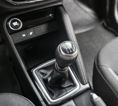 Renault Kaptur I Рестайлинг с пробегом 2022 года, цена 1 549 000 рублей, 122280 км, внедорожник, Автокод Объявления