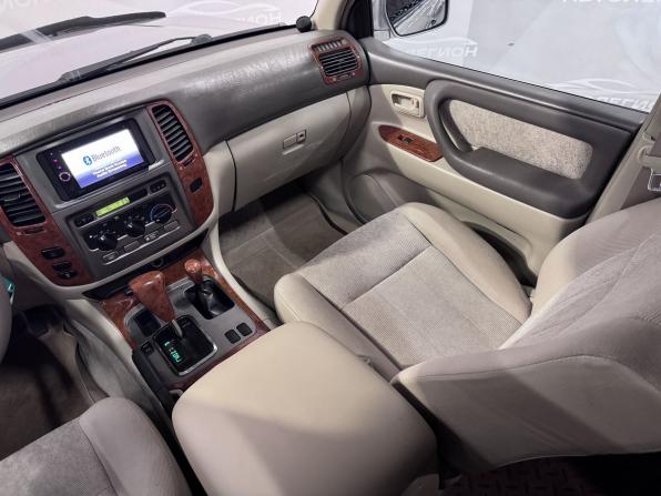 Toyota Land Cruiser 100 Series Рестайлинг 1 с пробегом 2004 года, цена 1 680 000 рублей, 323188 км, внедорожник, Автокод Объявления