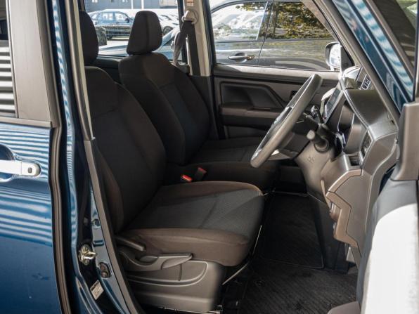 Toyota Roomy I Рестайлинг с пробегом 2021 года, цена 1 150 000 рублей, 67037 км, микровэн, Автокод Объявления