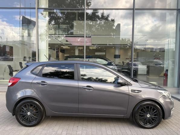 Kia Rio III Рестайлинг с пробегом 2016 года, цена 855 000 рублей, 117536 км, хэтчбек, Автокод Объявления