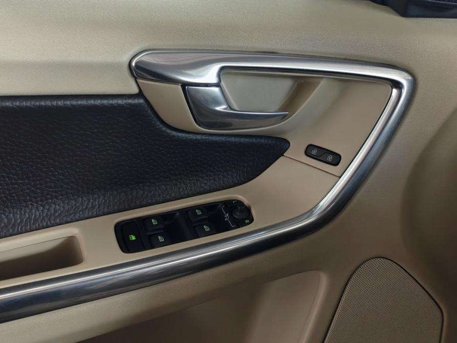 Volvo XC60 I Москва  - изображение 18