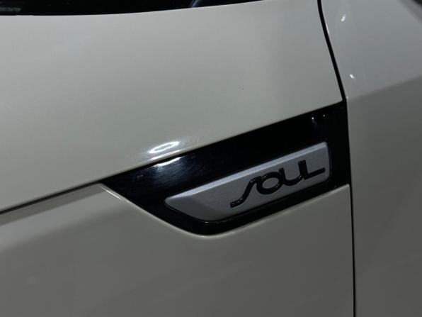 Kia Soul II Рестайлинг с пробегом 2017 года, цена 1 345 000 рублей, 170520 км, хэтчбек, Автокод Объявления