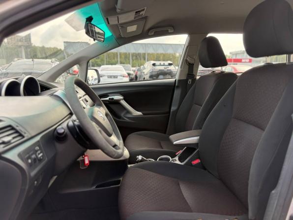 Toyota Verso I с пробегом 2010 года, цена 750 000 рублей, 263000 км, компактвэн, Автокод Объявления