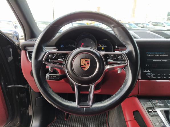 Porsche Macan I с пробегом 2016 года, цена 3 349 000 рублей, 145194 км, внедорожник, Автокод Объявления
