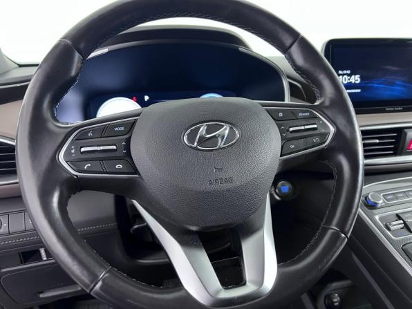 Hyundai Santa Fe IV Рестайлинг с пробегом 2021 года, цена 3 250 000 рублей, 135650 км, внедорожник, Автокод Объявления