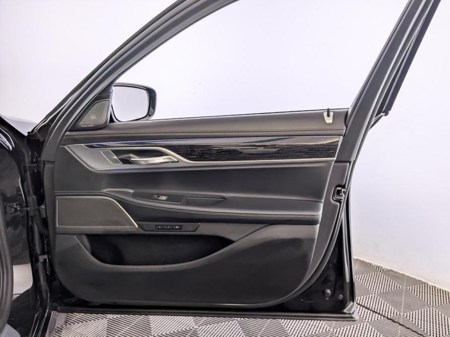 BMW 7 серии VI (G11/G12) Рестайлинг Москва  - изображение 24