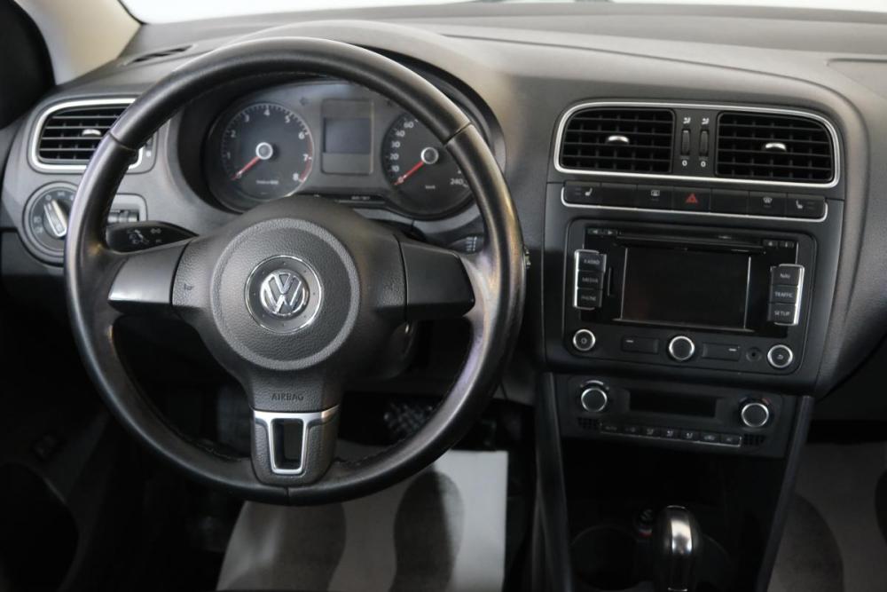 Volkswagen Polo V Омск  - изображение 11