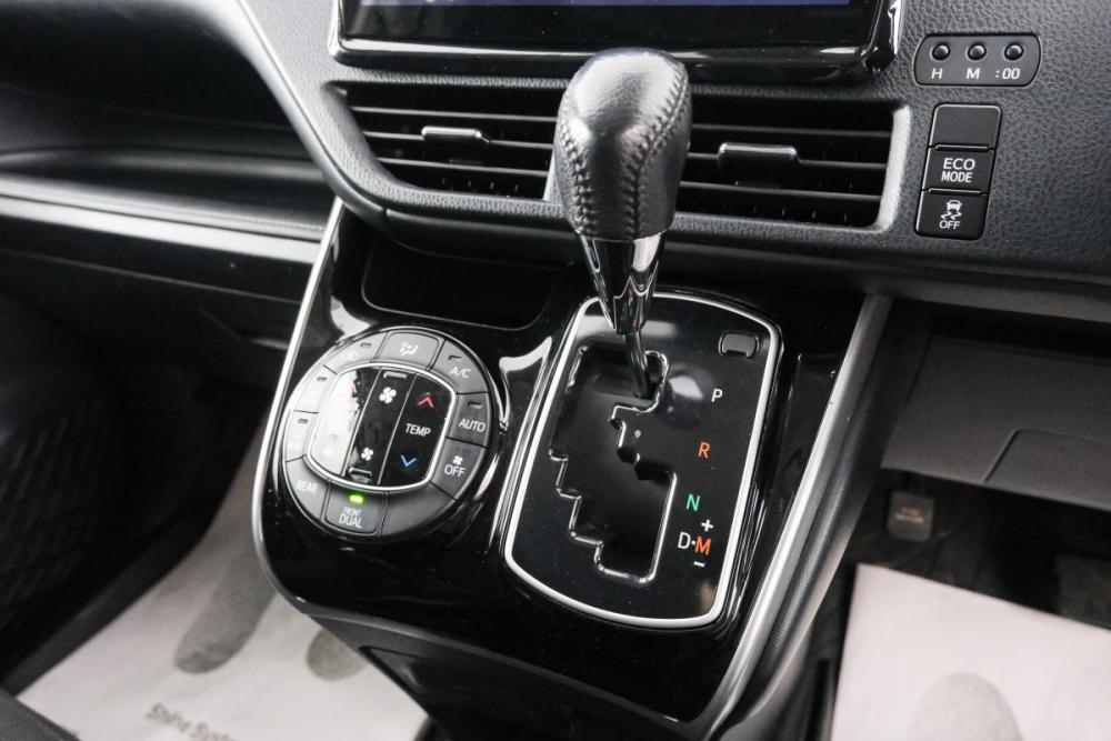 Toyota Esquire I Красноярск  - изображение 17