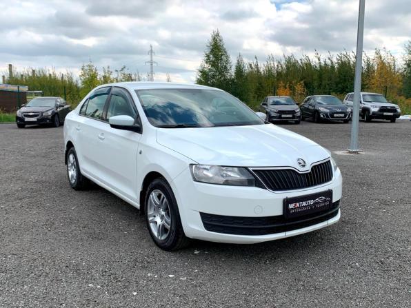 Skoda Rapid I с пробегом 2016 года, цена 983 000 рублей, 176798 км, лифтбек, Автокод Объявления