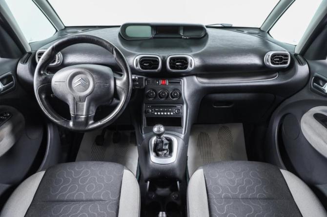 Citroen C3 Picasso I с пробегом 2011 года, цена 549 000 рублей, 149000 км, компактвэн, Автокод Объявления