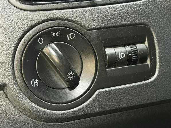 Volkswagen Polo V Рестайлинг с пробегом 2016 года, цена 899 000 рублей, 124000 км, седан, Автокод Объявления