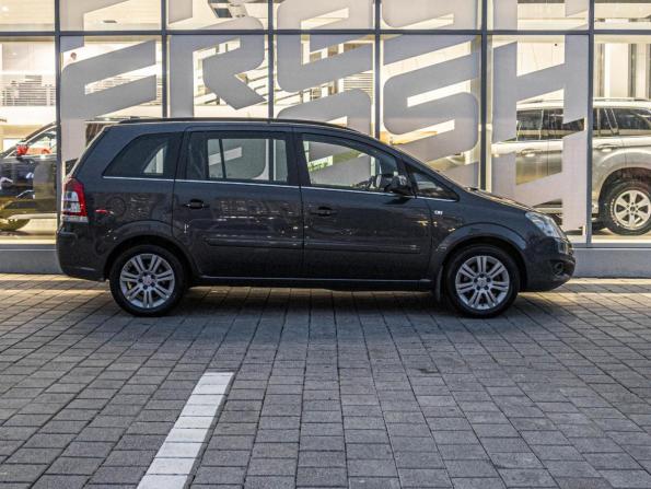 Opel Zafira B Рестайлинг с пробегом 2010 года, цена 642 000 рублей, 200303 км, компактвэн, Автокод Объявления