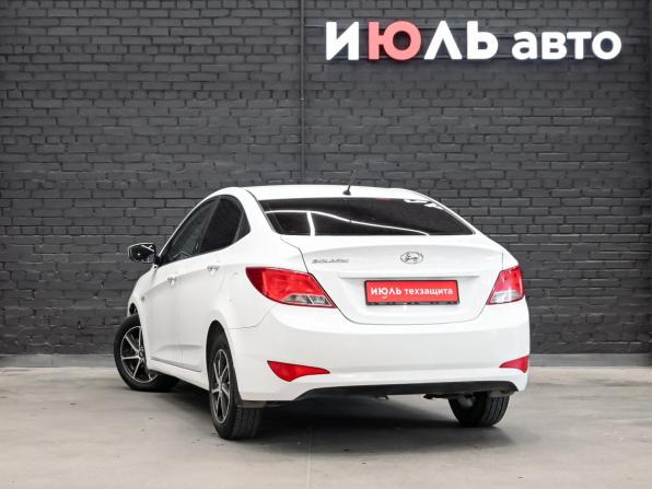Hyundai Solaris I Рестайлинг с пробегом 2016 года, цена 830 000 рублей, 180859 км, седан, Автокод Объявления