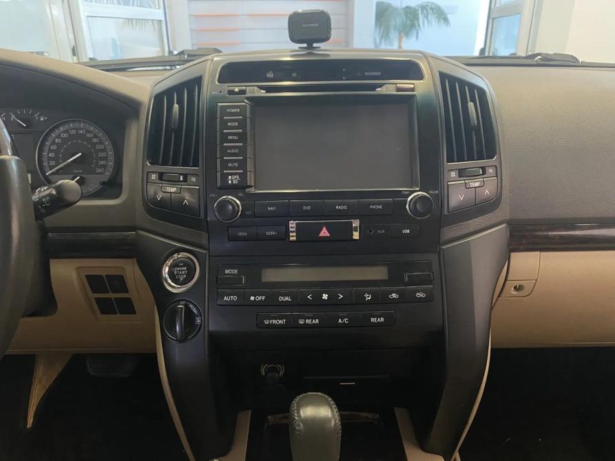 Toyota Land Cruiser 200 Series Рестайлинг 1 Челябинск  - изображение 11