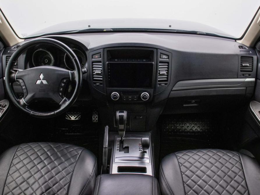Mitsubishi Pajero IV Рестайлинг 1 Москва  - изображение 13