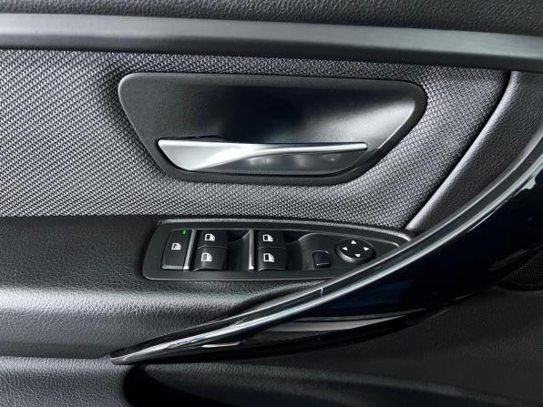 BMW 3 серии VI (F3x) Рестайлинг с пробегом 2017 года, цена 2 380 000 рублей, 122500 км, седан, Автокод Объявления