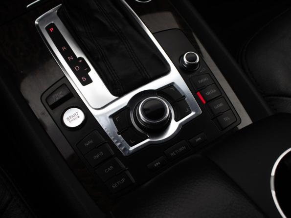 Audi Q7 I (4L) Рестайлинг с пробегом 2014 года, цена 2 700 000 рублей, 237500 км, внедорожник, Автокод Объявления
