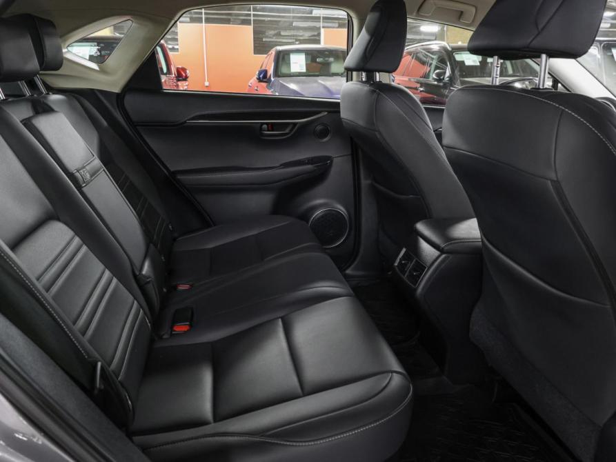 Lexus NX I Рестайлинг Москва  - изображение 13