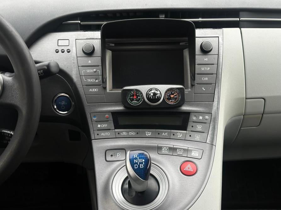 Toyota Prius III Рестайлинг (XW30) Краснодар  - изображение 18