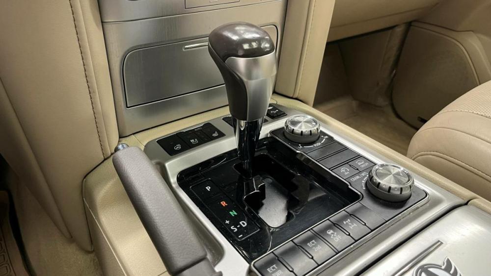 Toyota Land Cruiser 200 Series Рестайлинг 2 Екатеринбург  - изображение 8