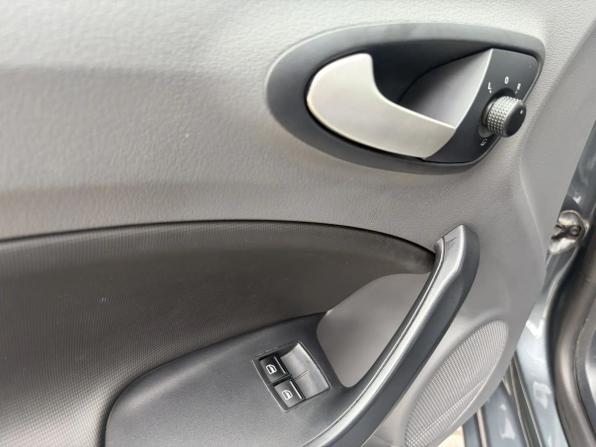 SEAT Ibiza IV с пробегом 2012 года, цена 685 000 рублей, 82027 км, хэтчбек, Автокод Объявления