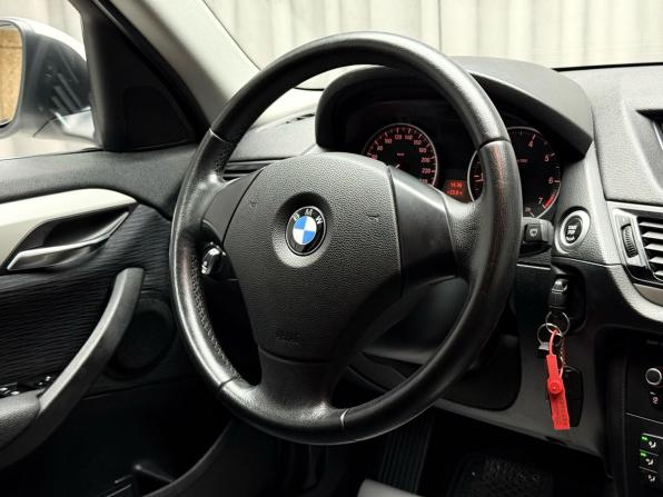 BMW X1 I (E84) Рестайлинг с пробегом 2012 года, цена 1 349 000 рублей, 215751 км, внедорожник, Автокод Объявления