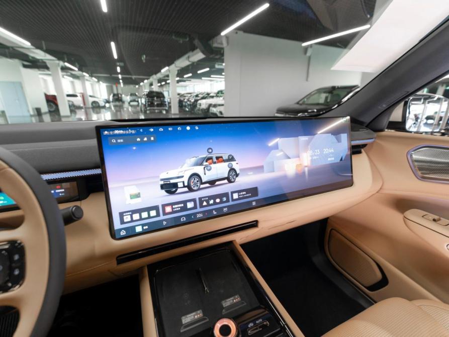 Lynk &amp; Co 900 Москва  - изображение 22