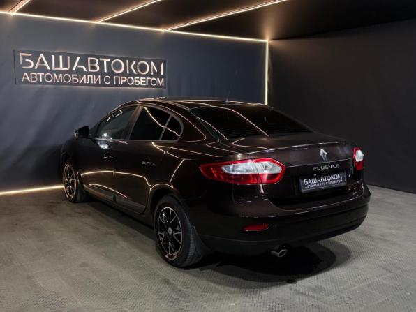 Renault Fluence I Рестайлинг с пробегом 2014 года, цена 770 000 рублей, 223726 км, седан, Автокод Объявления
