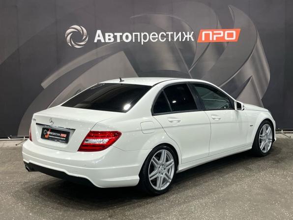 Mercedes-Benz C-Класс III (W204) Рестайлинг с пробегом 2011 года, цена 1 345 000 рублей, 253542 км, седан, Автокод Объявления