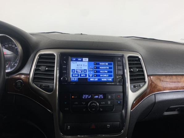 Jeep Grand Cherokee IV (WK2) с пробегом 2012 года, цена 1 390 000 рублей, 302218 км, внедорожник, Автокод Объявления
