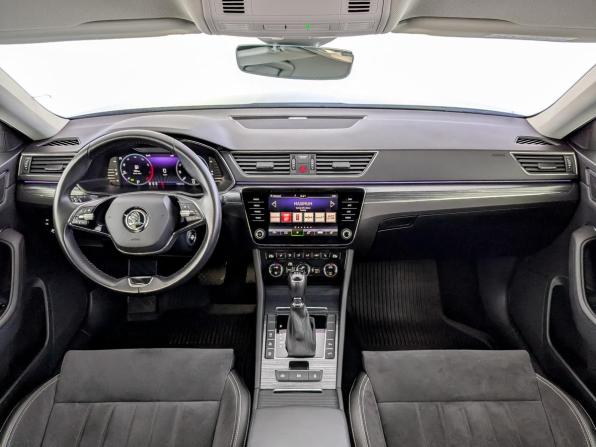 Skoda Superb III Рестайлинг с пробегом 2022 года, цена 3 200 000 рублей, 74618 км, лифтбек, Автокод Объявления