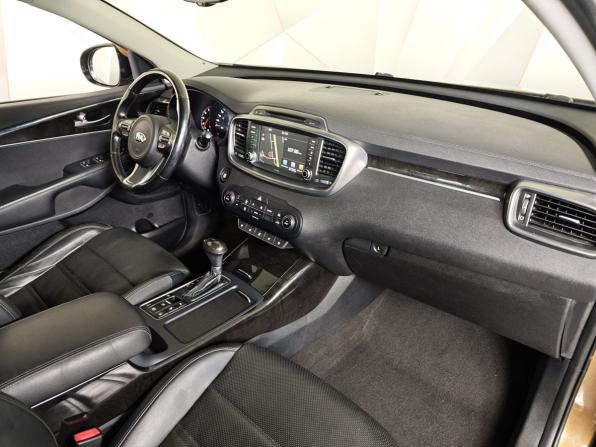 Kia Sorento III Prime с пробегом 2017 года, цена 2 693 000 рублей, 146769 км, внедорожник, Автокод Объявления