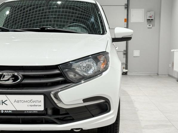 Lada (ВАЗ) Granta I Рестайлинг с пробегом 2024 года, цена 880 279 рублей, 33328 км, лифтбек, Автокод Объявления