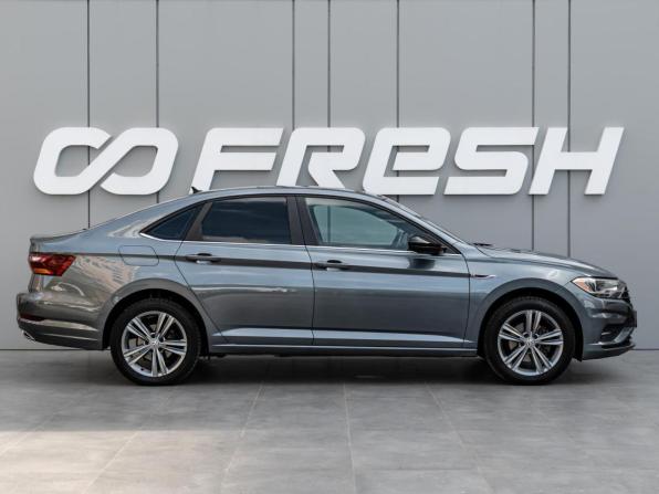 Volkswagen Jetta VII с пробегом 2019 года, цена 1 970 000 рублей, 128449 км, седан, Автокод Объявления
