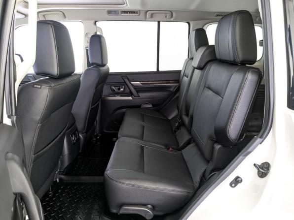 Mitsubishi Pajero IV Рестайлинг 2 с пробегом 2021 года, цена 4 350 000 рублей, 32830 км, внедорожник, Автокод Объявления