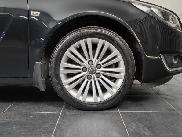 Opel Insignia I Рестайлинг с пробегом 2013 года, цена 1 650 000 рублей, 153741 км, седан, Автокод Объявления