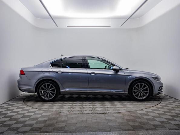 Volkswagen Passat B8 Рестайлинг с пробегом 2020 года, цена 3 199 000 рублей, 74500 км, седан, Автокод Объявления