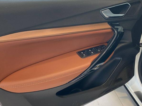Lada (ВАЗ) Vesta I Рестайлинг (NG) с пробегом 2023 года, цена 1 397 000 рублей, 29896 км, универсал, Автокод Объявления