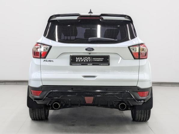 Ford Kuga II Рестайлинг с пробегом 2017 года, цена 1 725 000 рублей, 97619 км, внедорожник, Автокод Объявления