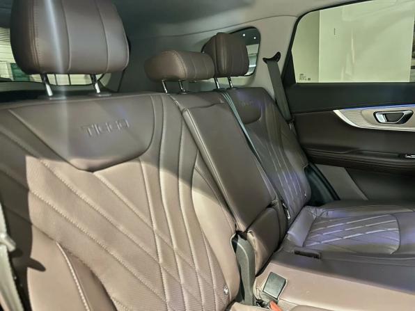 Chery Tiggo 8 Pro Max I Рестайлинг с пробегом 2023 года, цена 2 465 000 рублей, 51865 км, внедорожник, Автокод Объявления