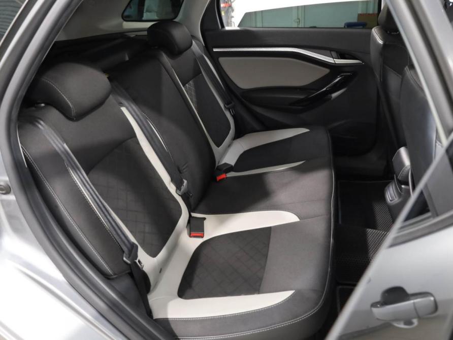 Lada (ВАЗ) Vesta I Ростов-на-Дону  - изображение 7