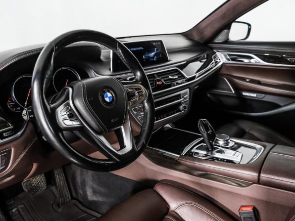 BMW 7 серии VI (G11/G12) с пробегом 2016 года, цена 2 899 585 рублей, 171943 км, седан, Автокод Объявления
