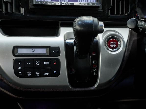 Honda N-WGN I с пробегом 2015 года, цена 650 000 рублей, 201352 км, хэтчбек, Автокод Объявления