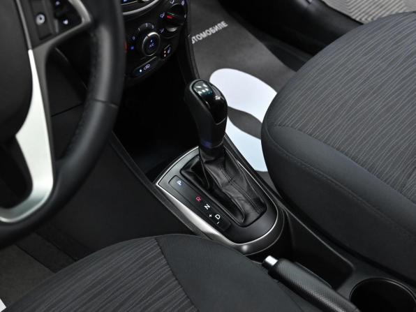 Hyundai Solaris I Рестайлинг с пробегом 2015 года, цена 749 000 рублей, 89000 км, седан, Автокод Объявления